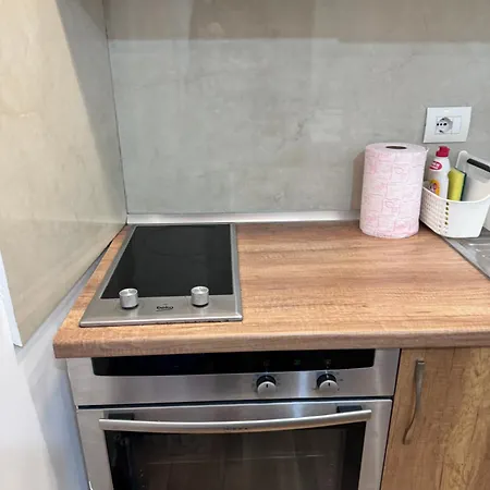 Ecoluxe Penthouse Cityview 아파트 티라나